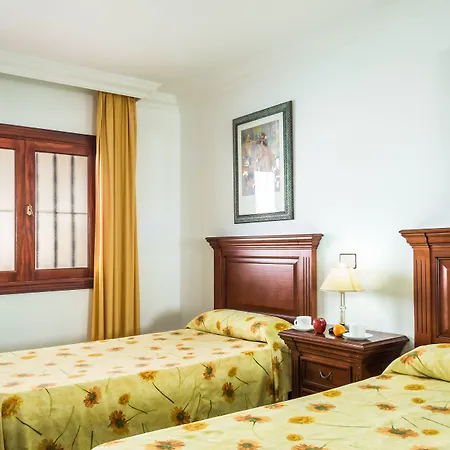Готель Labranda Cocoteros 3*